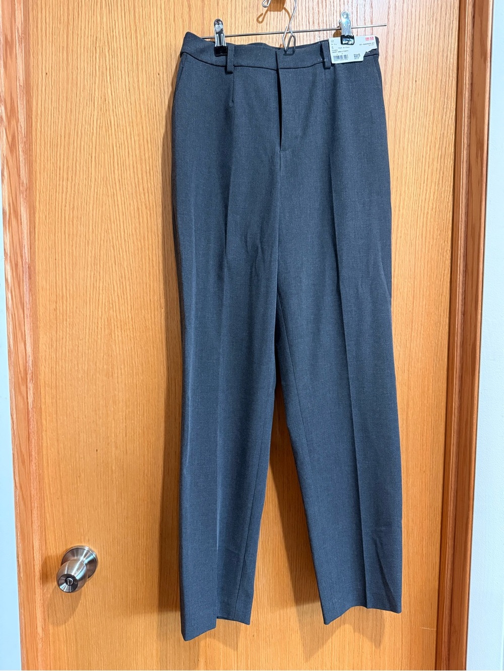Uniqlo woman Dress Pants - Charcoal Gray